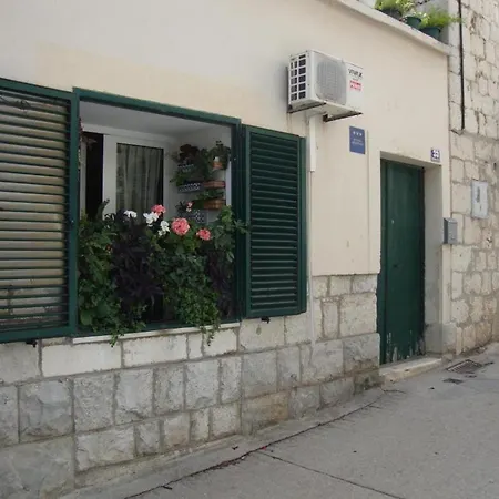 Διαμέρισμα Toniko With Terrace *