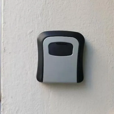 Toniko With Terrace 아파트